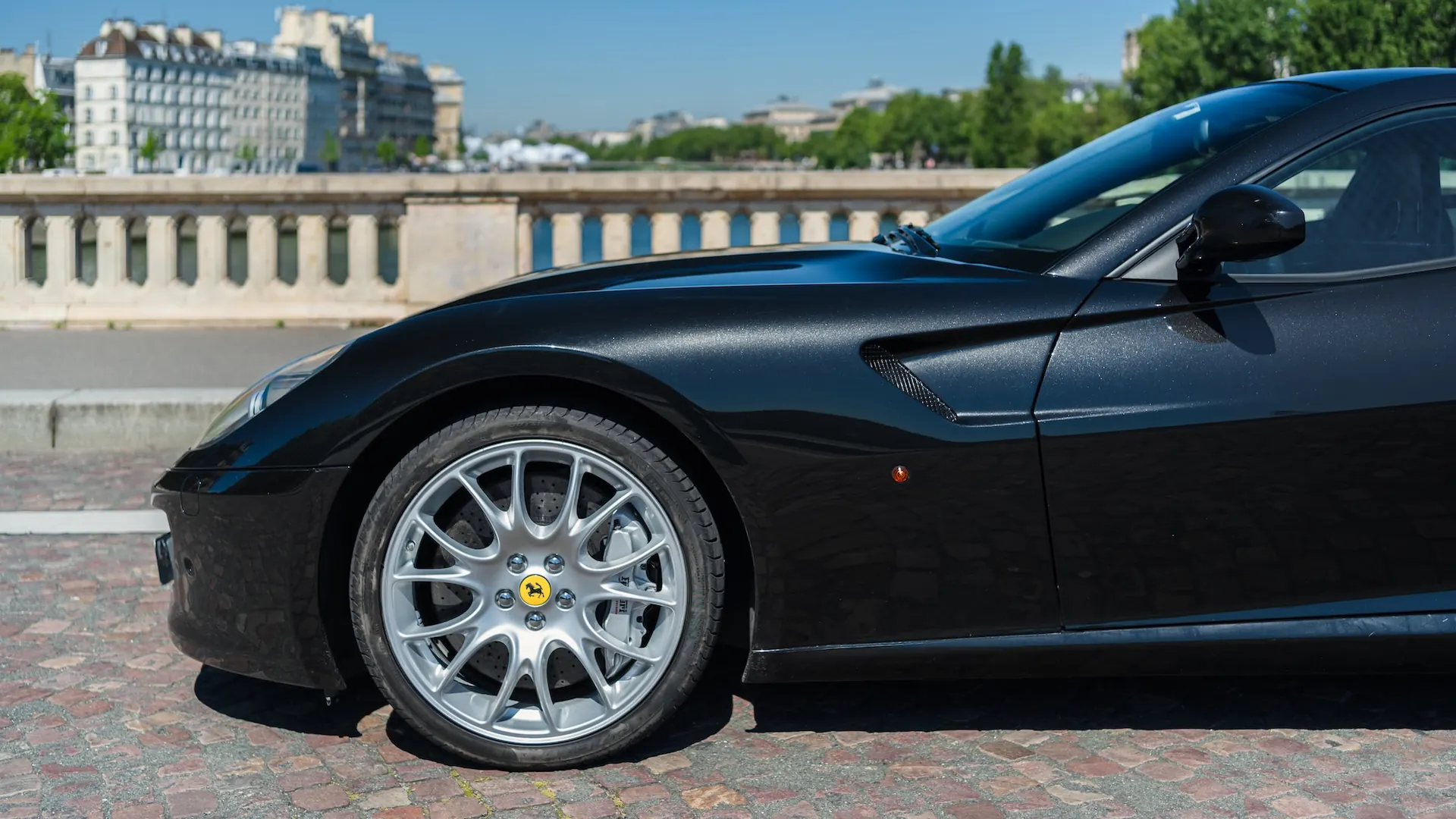 Ferrari 599 — photo 15