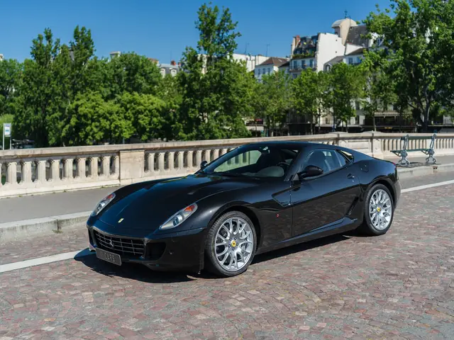 Ferrari 599