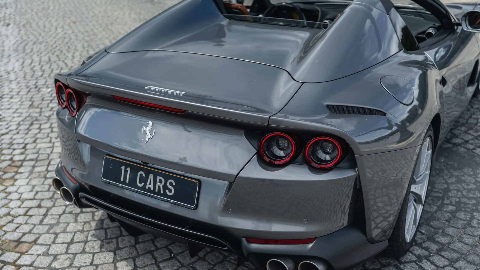 Ferrari 812 — photo 21