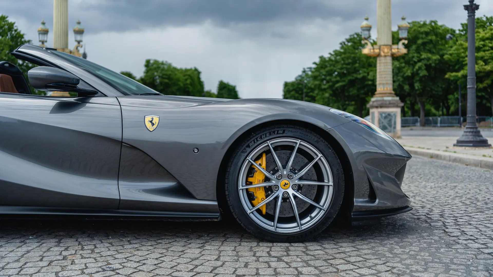 Ferrari 812 — photo 20