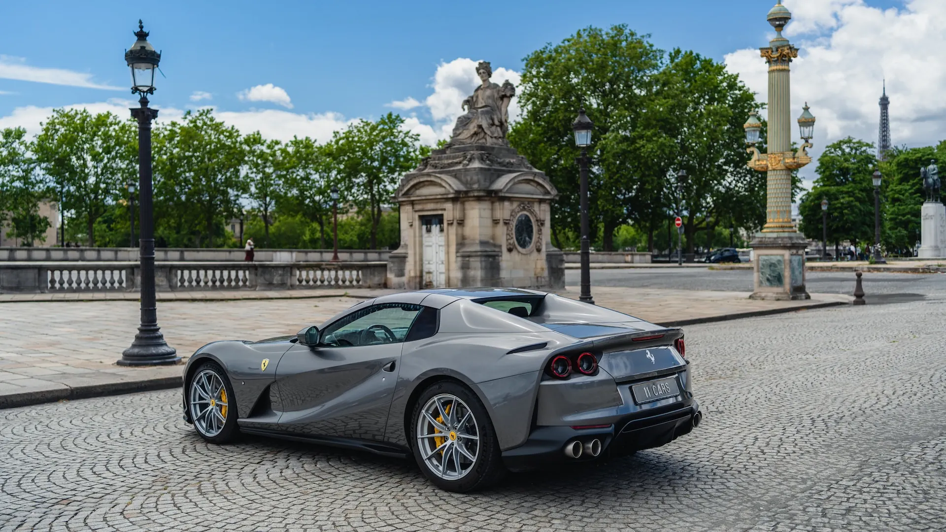 Ferrari 812 — photo 6