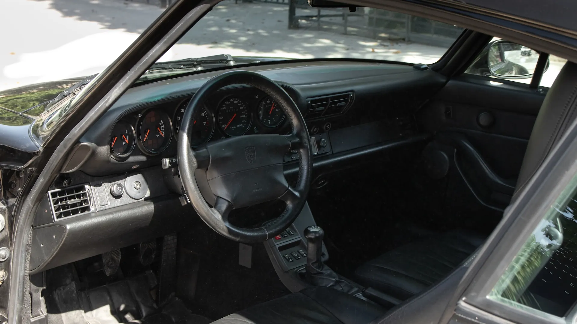 Porsche 993 — photo 47
