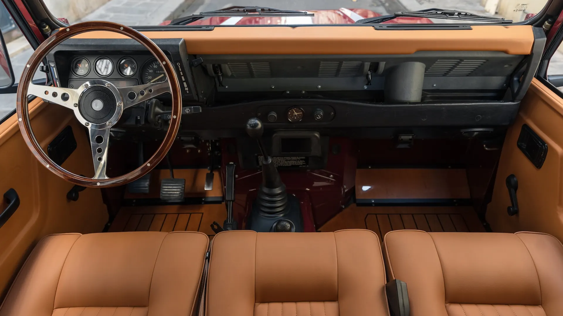 Land Rover 90 — photo 33