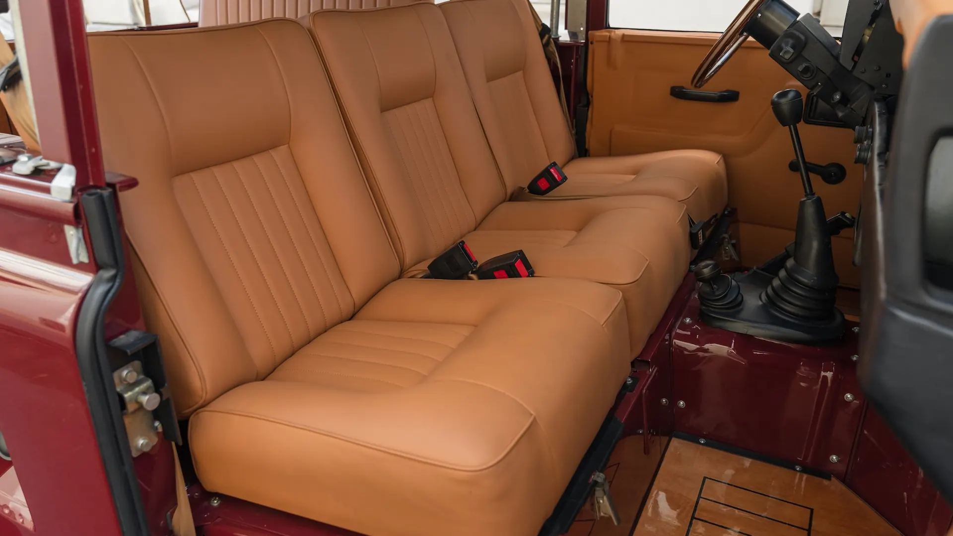 Land Rover 90 — photo 34
