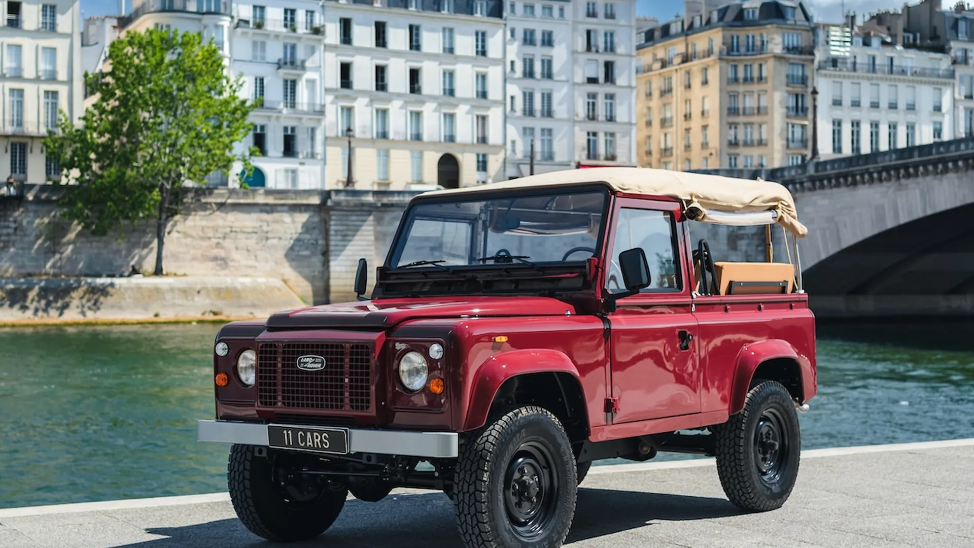 Land Rover 90 — photo 10