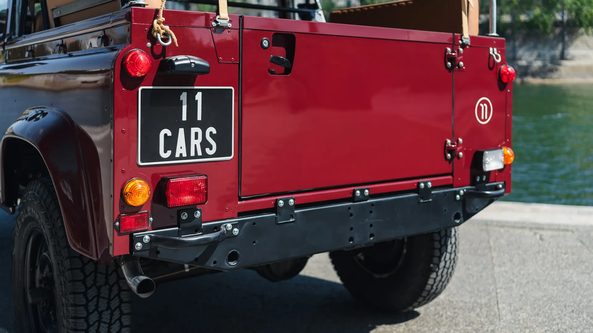 Land Rover 90 — photo 26
