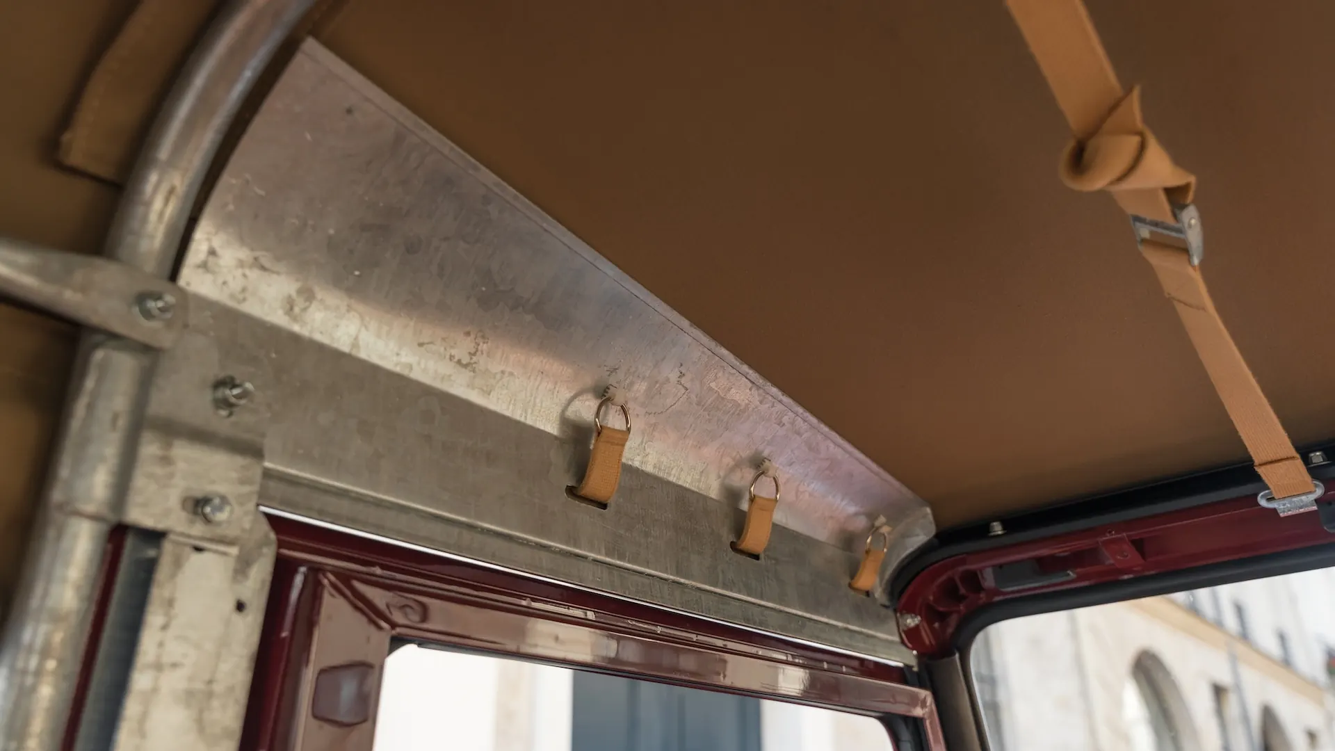 Land Rover 90 — photo 45