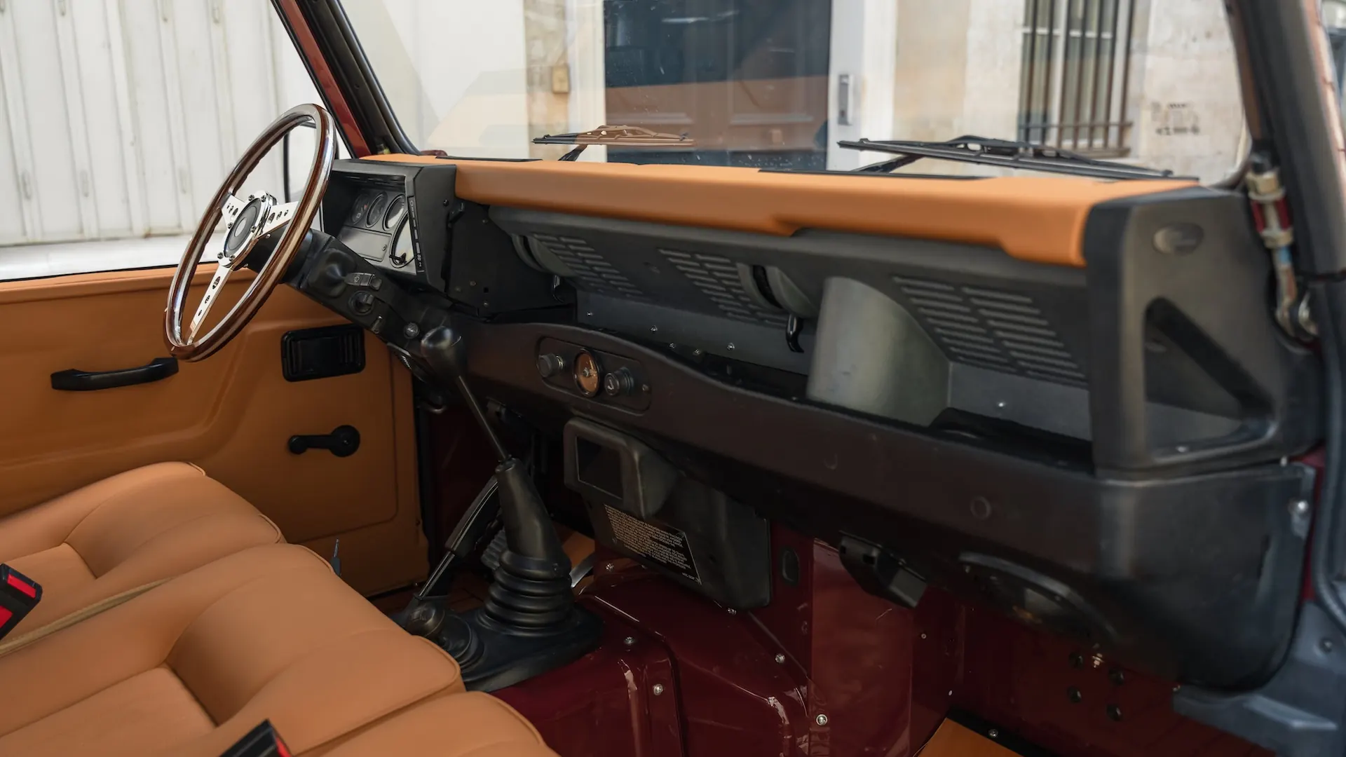 Land Rover 90 — photo 35