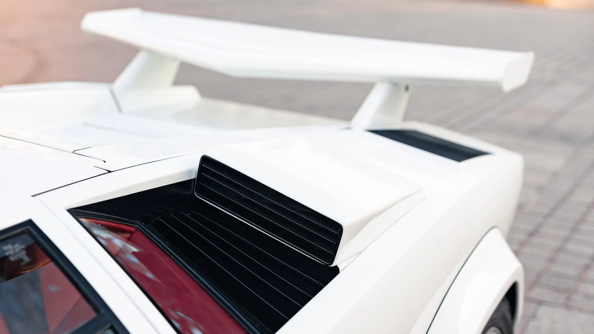 Lamborghini Countach — photo 9
