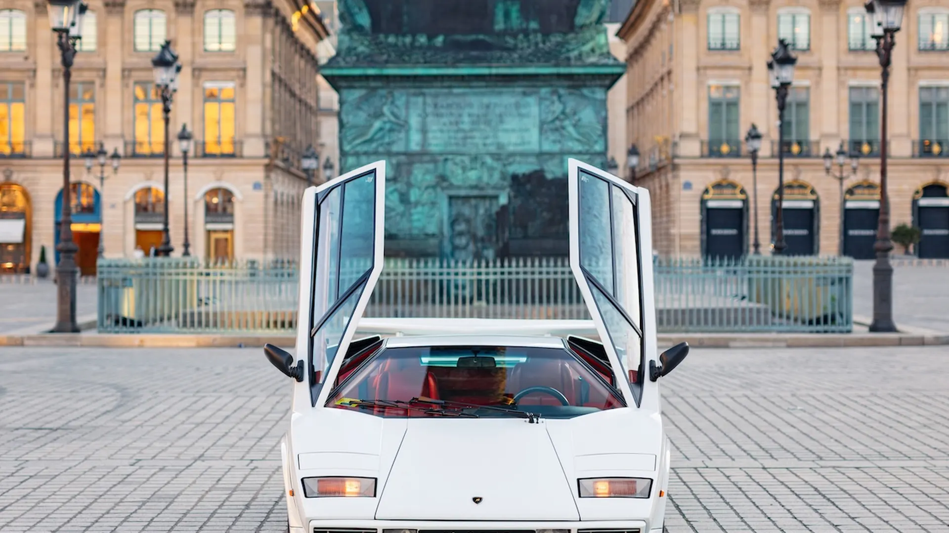 Lamborghini Countach — photo 7
