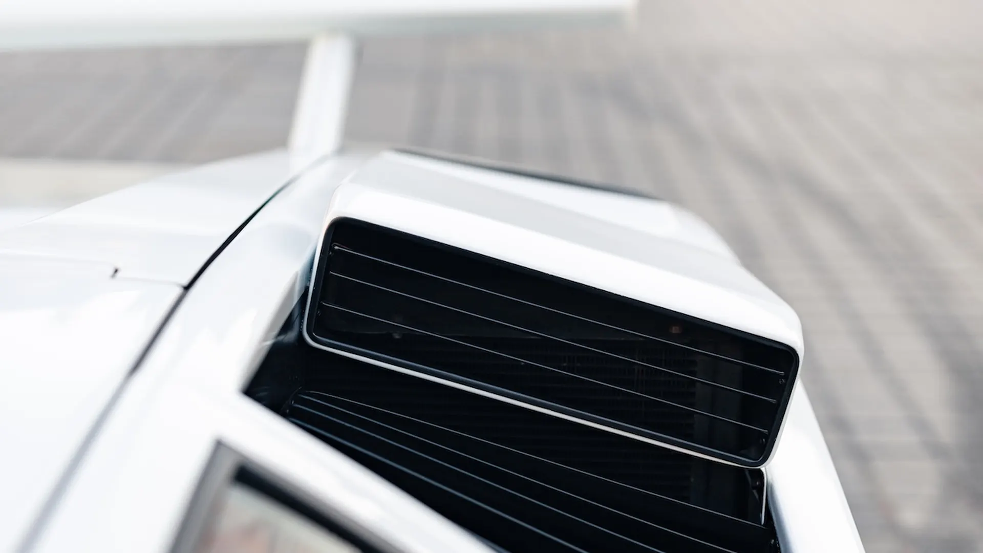 Lamborghini Countach — photo 8