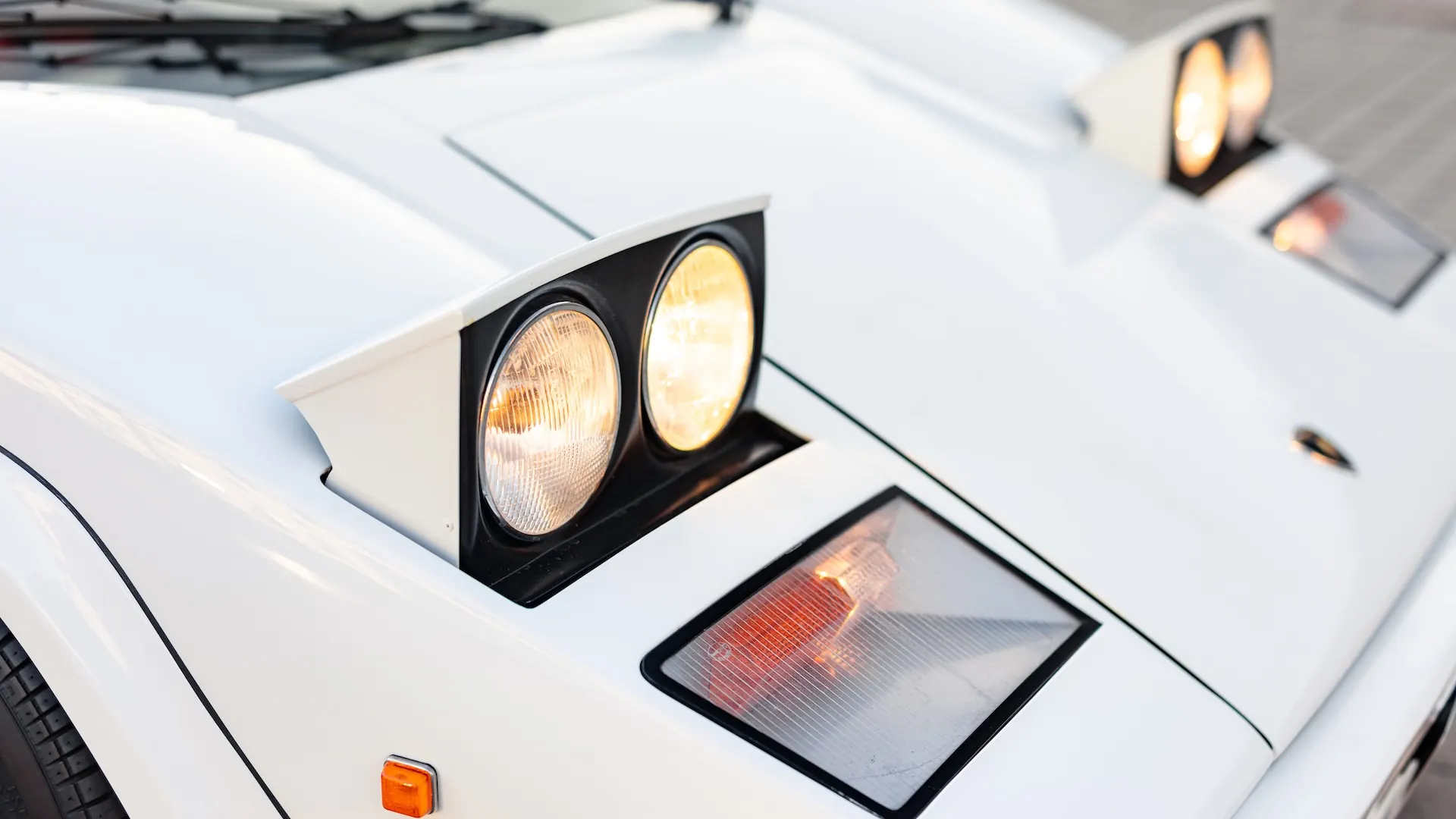 Lamborghini Countach — photo 13