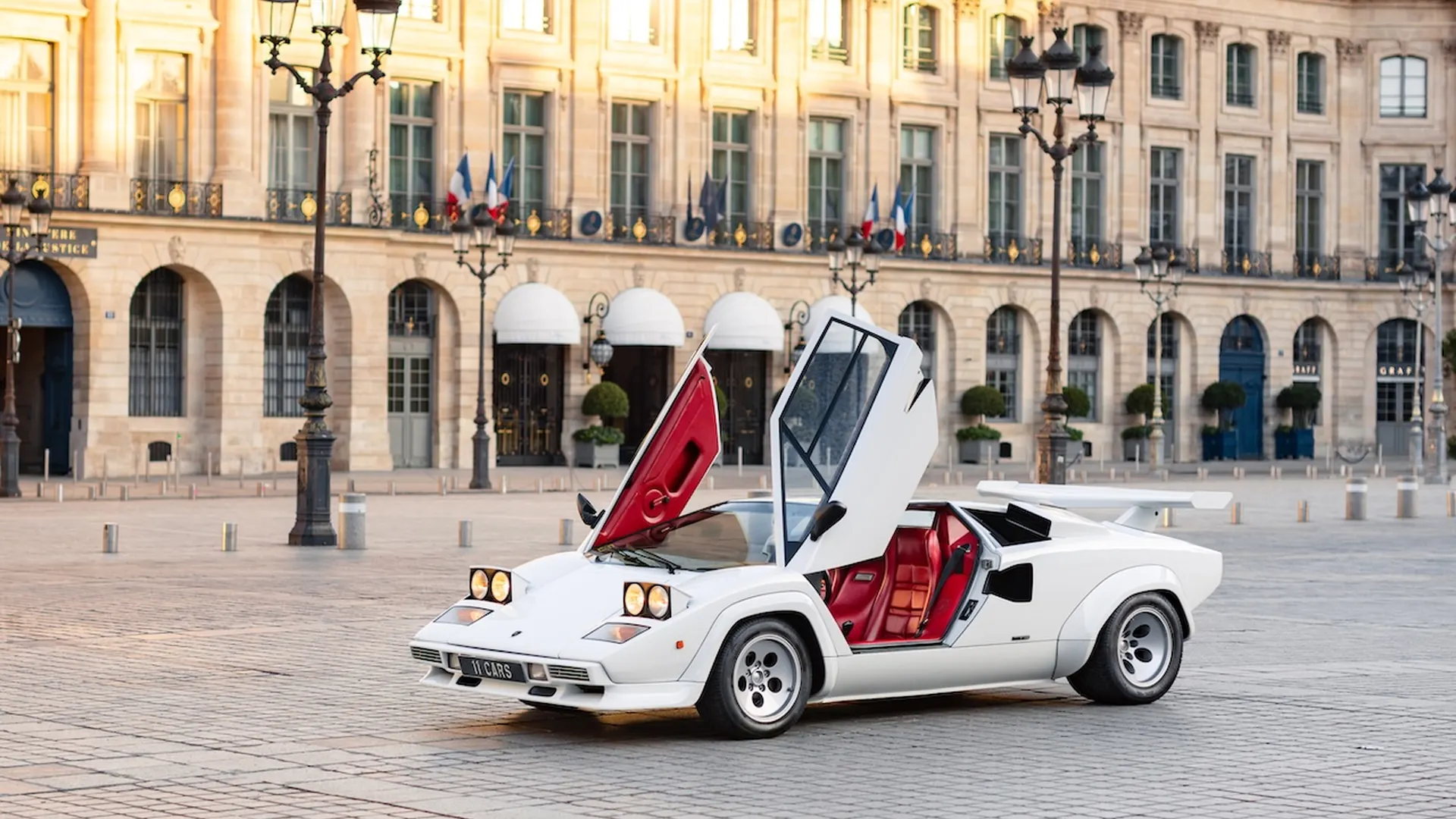 Lamborghini Countach — photo 11