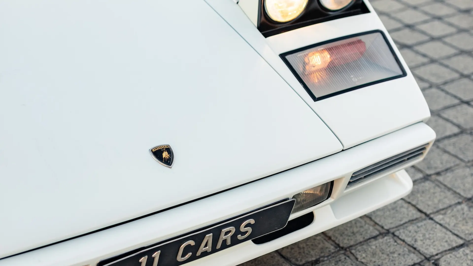 Lamborghini Countach — photo 12