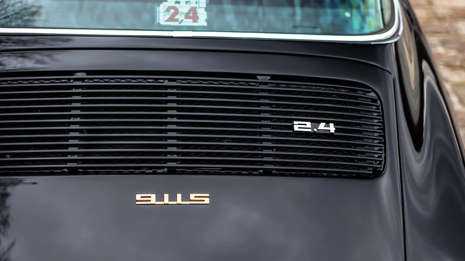 Porsche 911 — photo 6