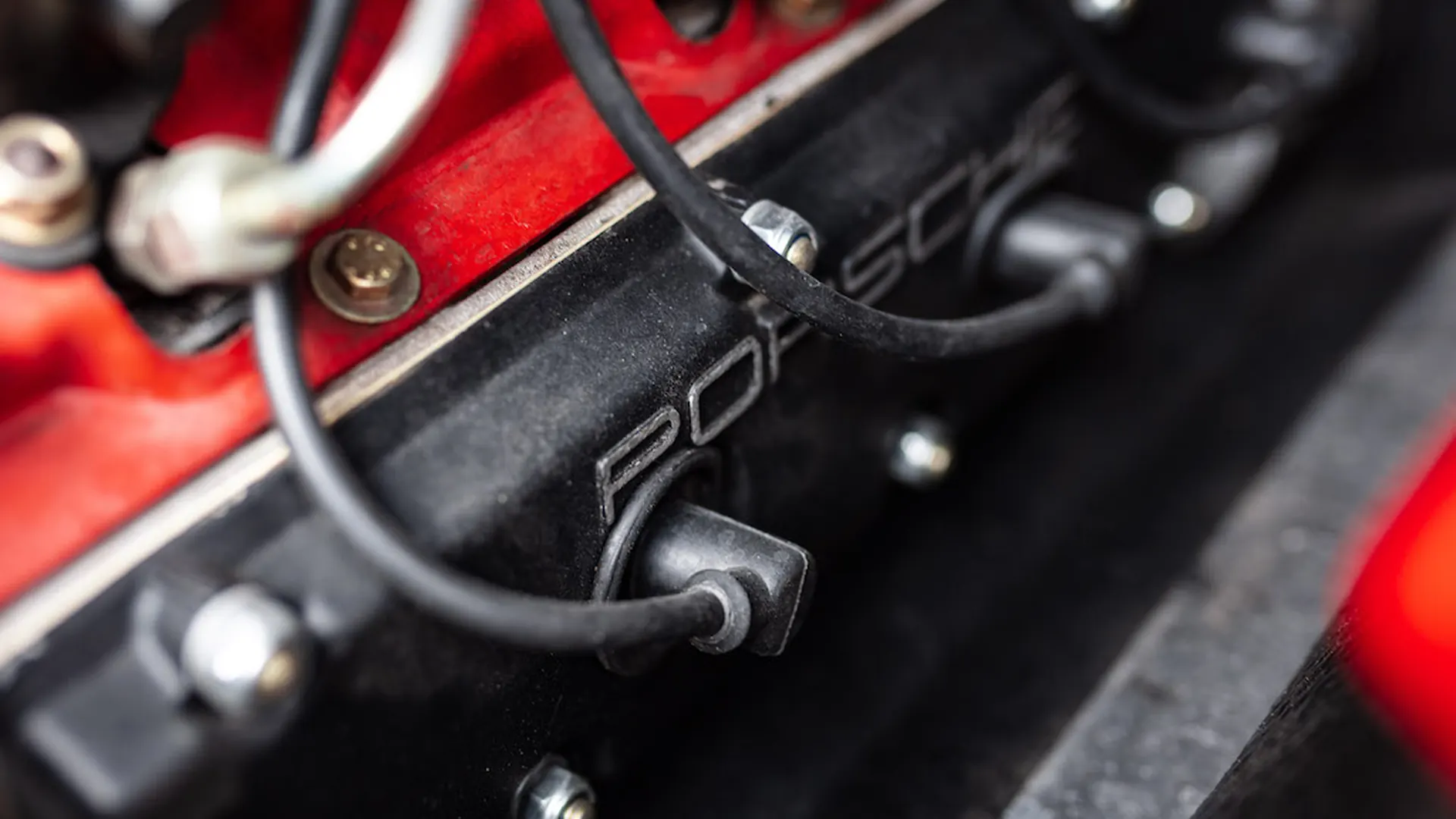 Porsche 911 — photo 19
