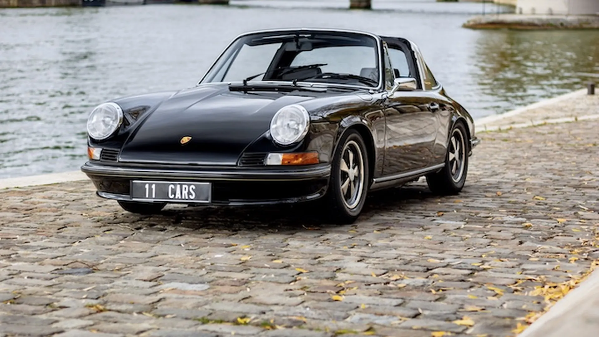 Porsche 911 — photo 8