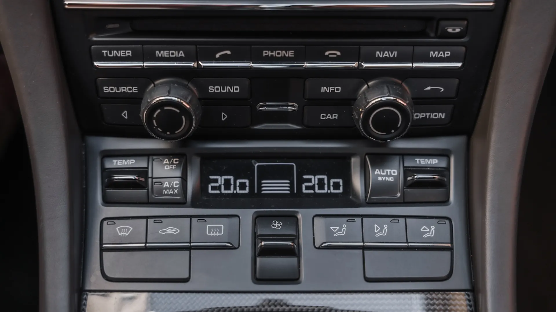 Porsche 991.1 — photo 35