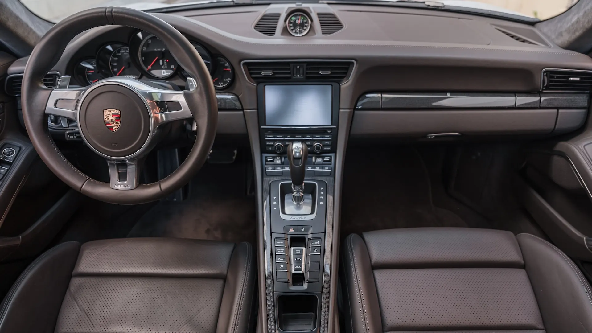 Porsche 991.1 — photo 24