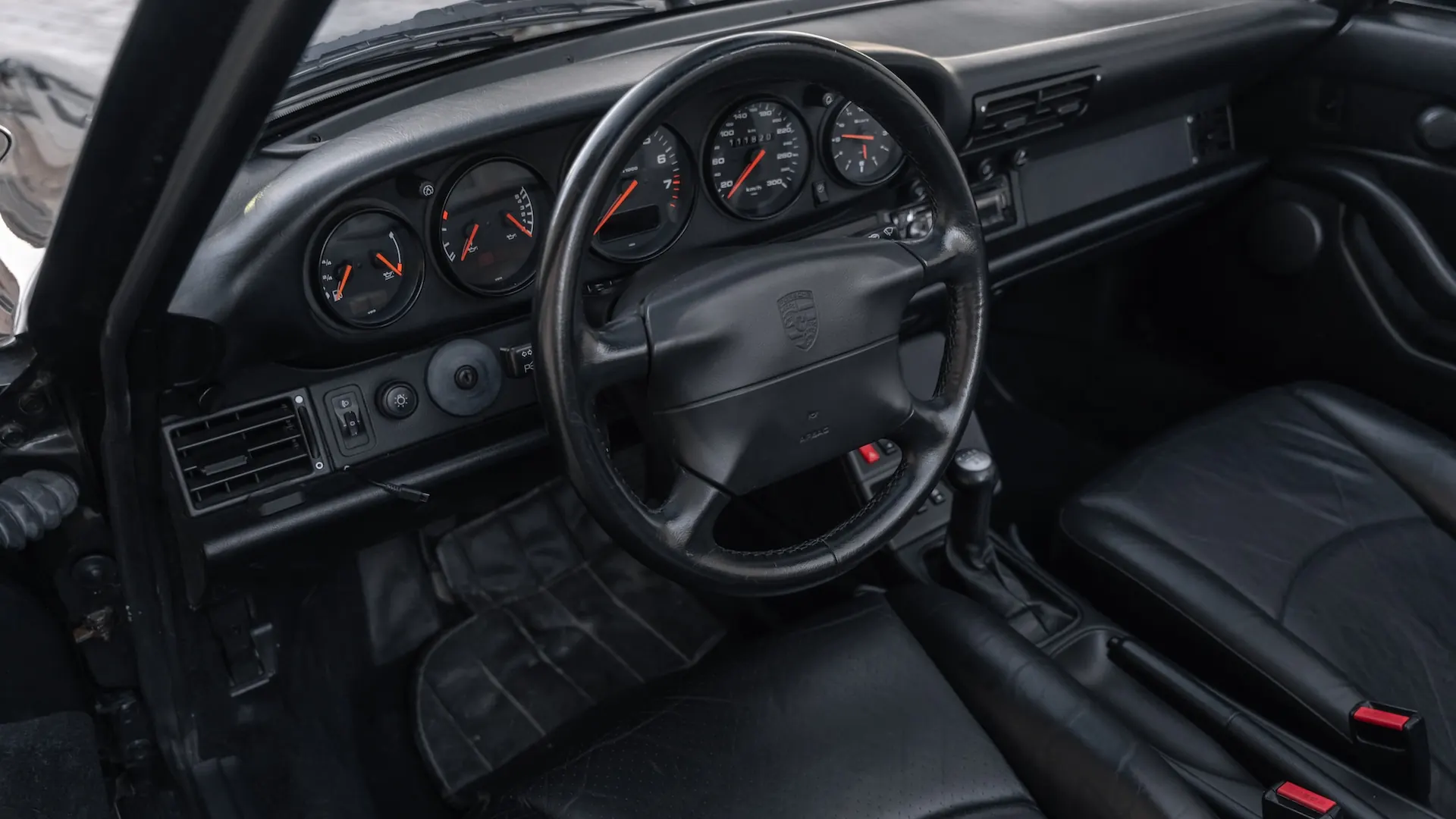 Porsche 993 — photo 31