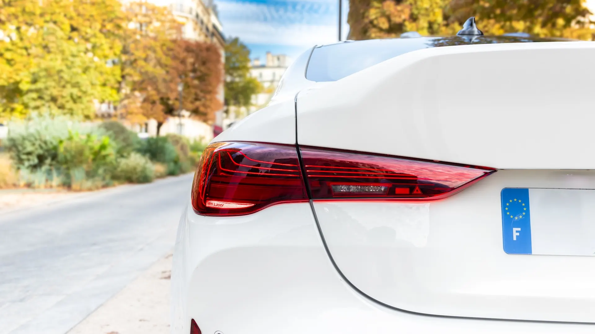 BMW M4 — photo 31