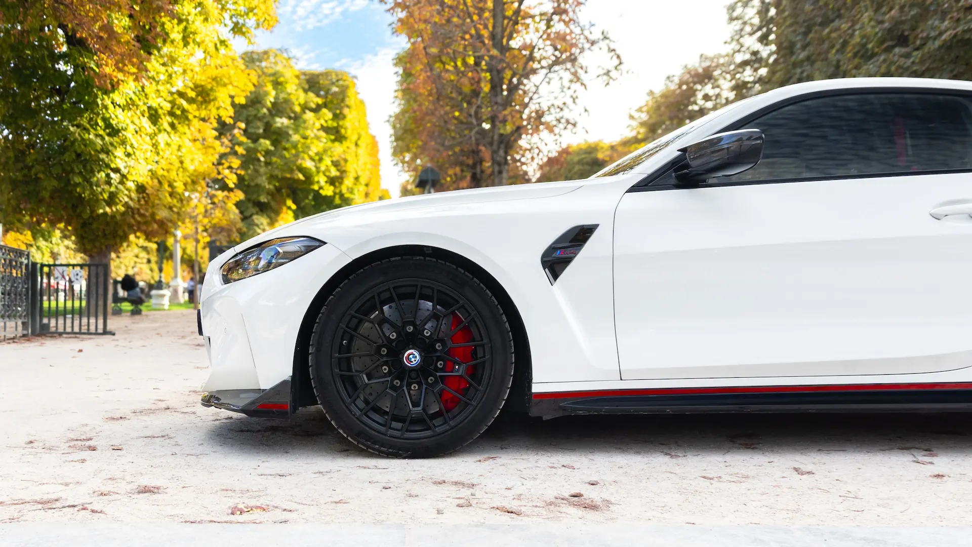 BMW M4 — photo 20