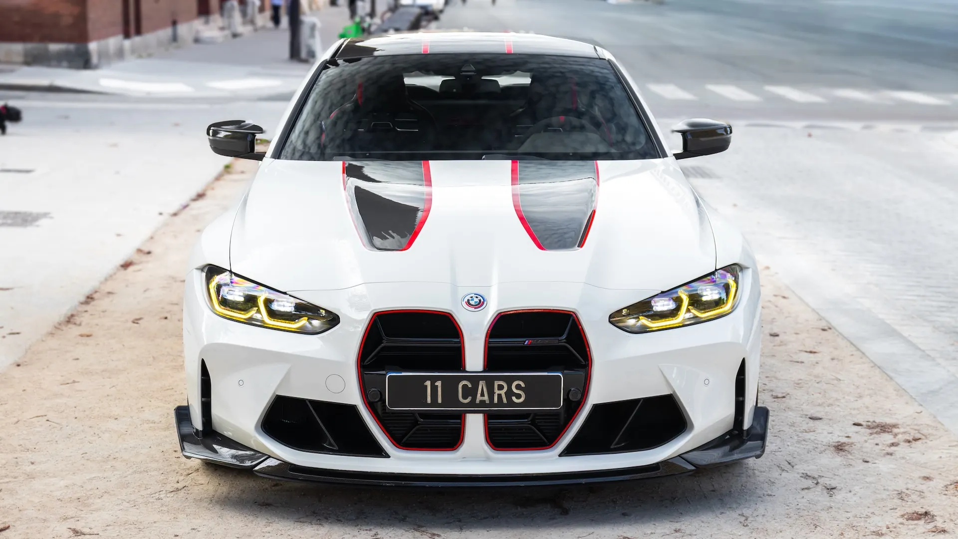 BMW M4 — photo 7
