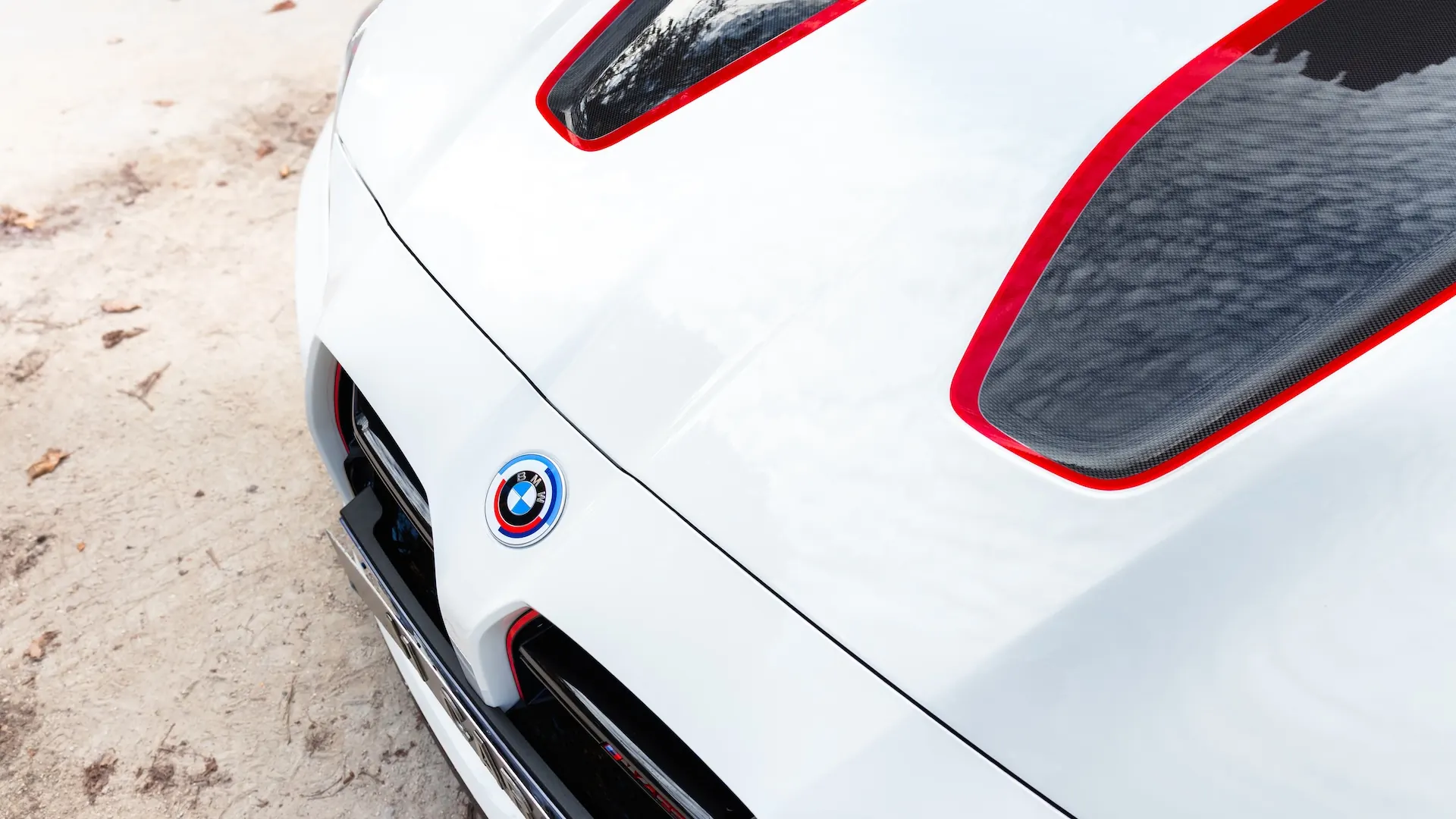 BMW M4 — photo 14