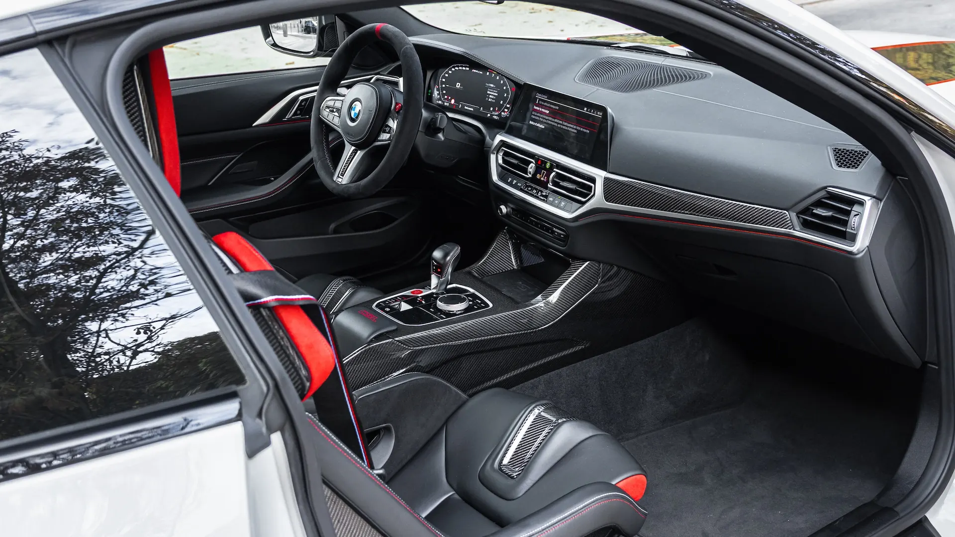 BMW M4 — photo 37