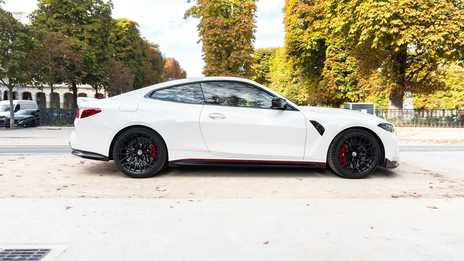 BMW M4 — photo 33