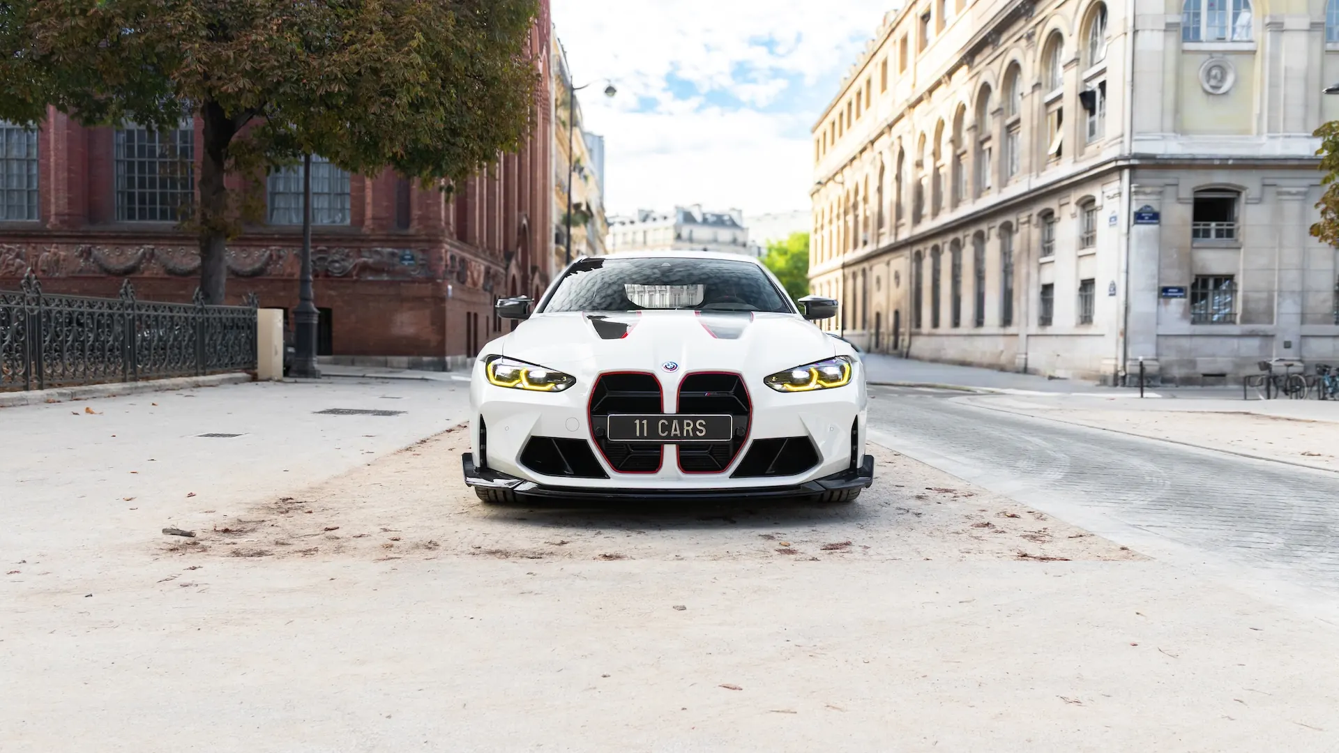 BMW M4 — photo 2
