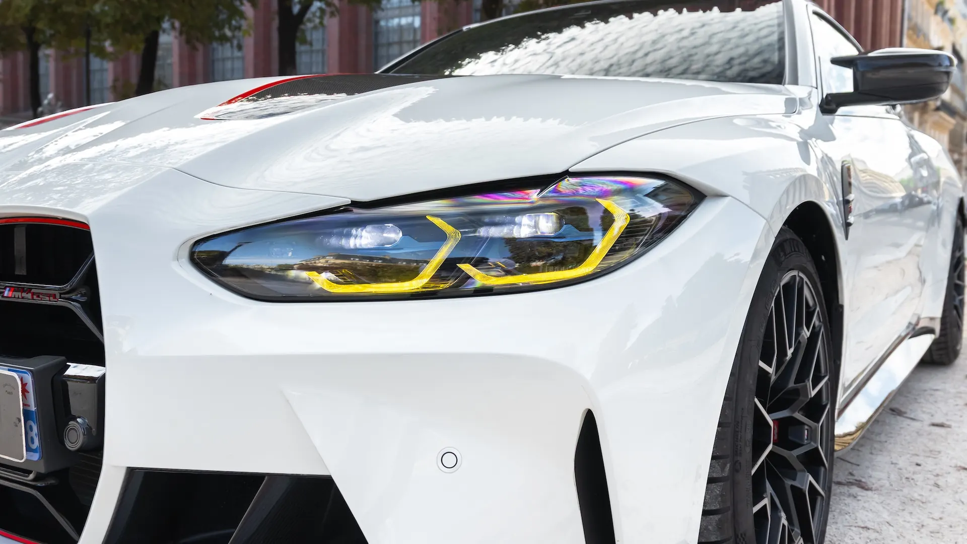 BMW M4 — photo 11
