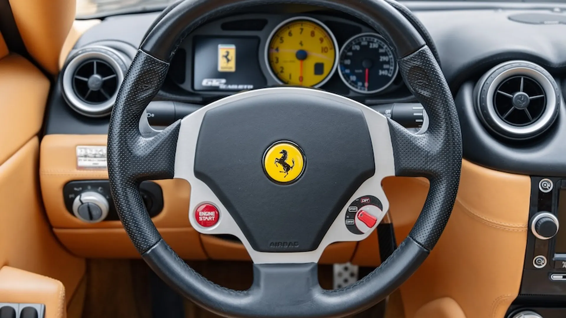 Ferrari 612 — photo 27
