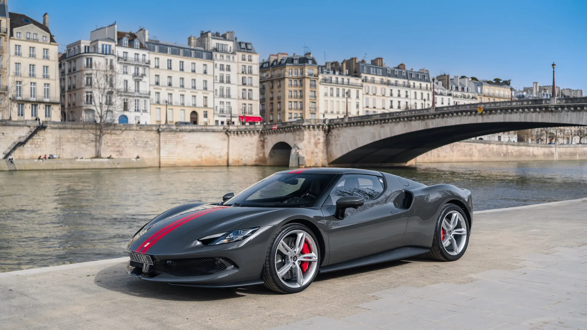 Ferrari 296 — photo 3