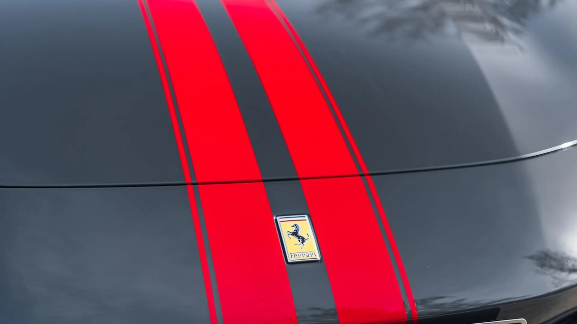 Ferrari 296 — photo 30