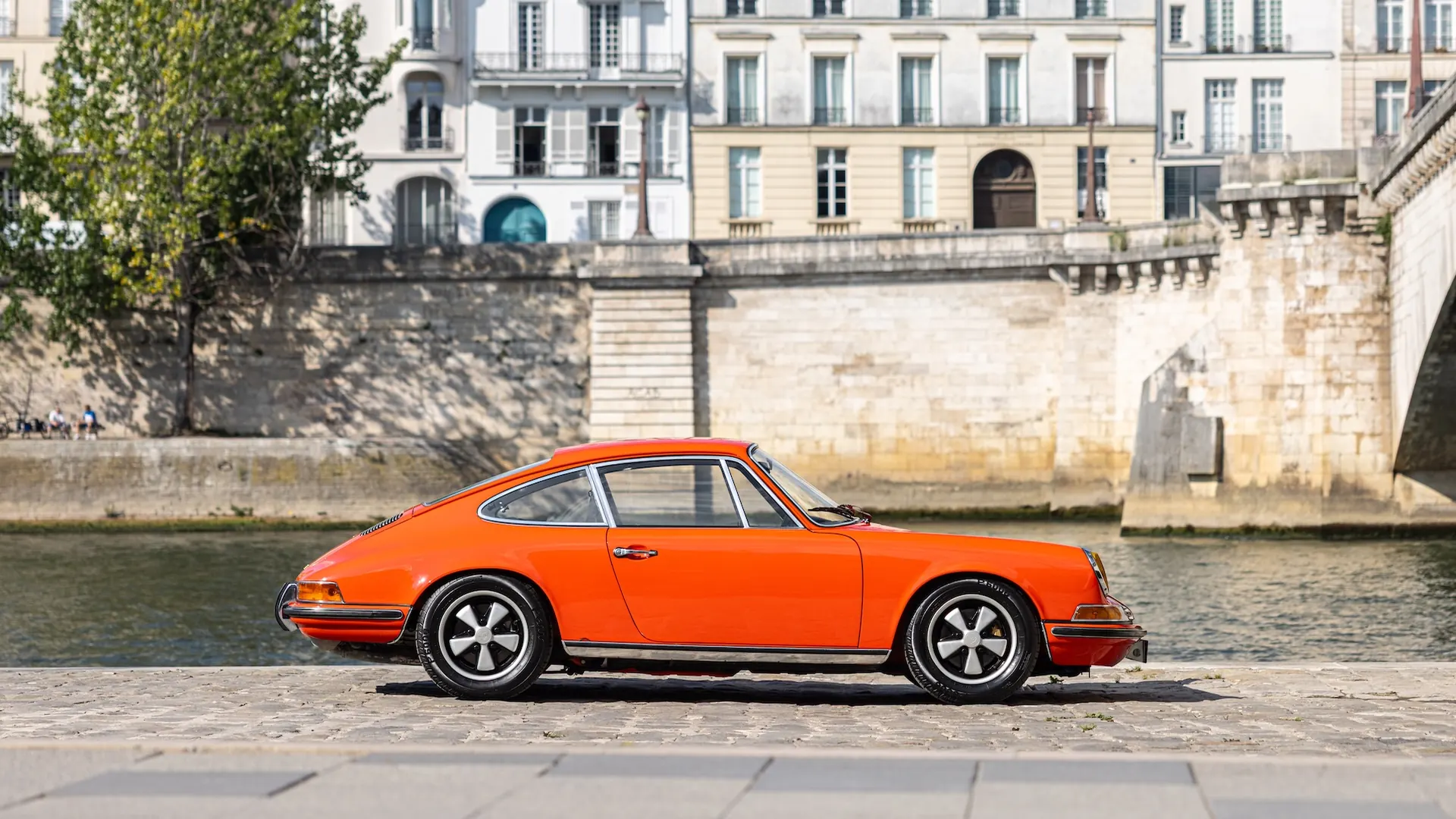 Porsche 911 — photo 7