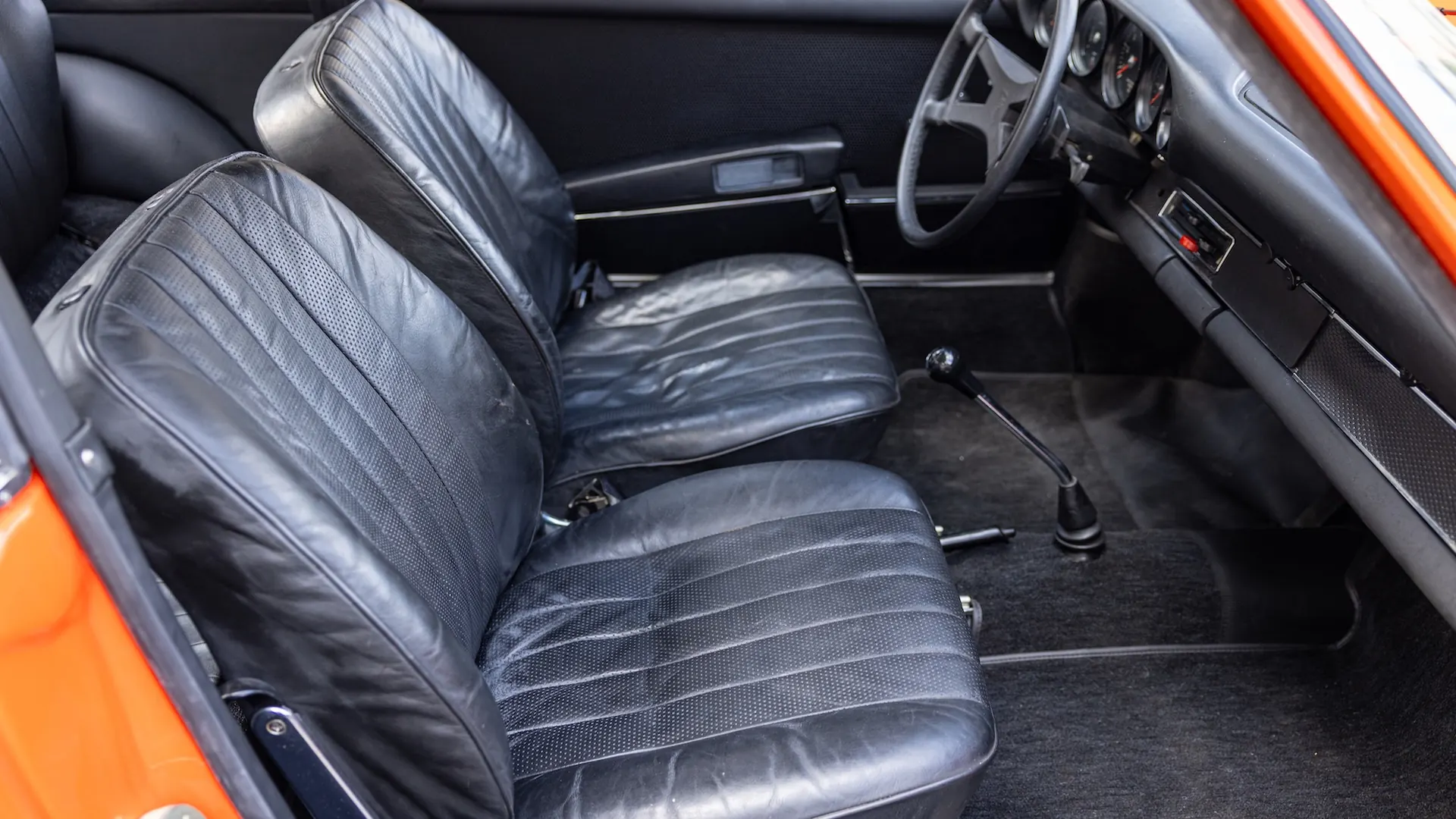 Porsche 911 — photo 22