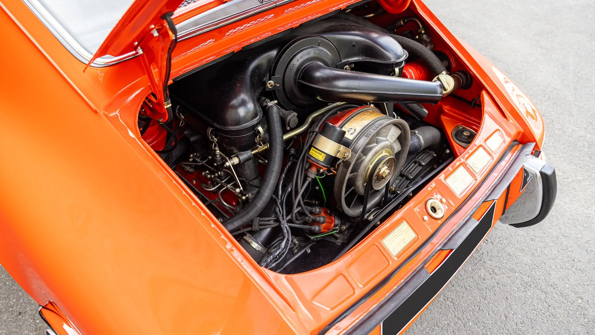 Porsche 911 — photo 49