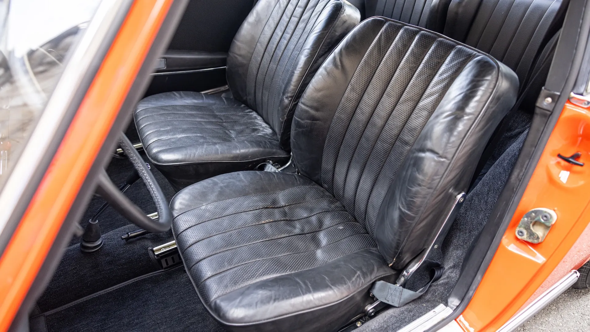 Porsche 911 — photo 14
