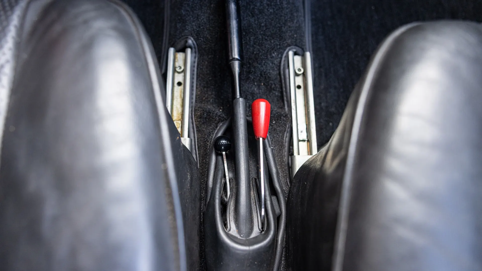 Porsche 911 — photo 29