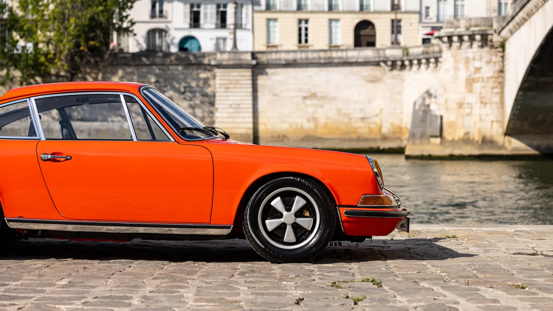 Porsche 911 — photo 34