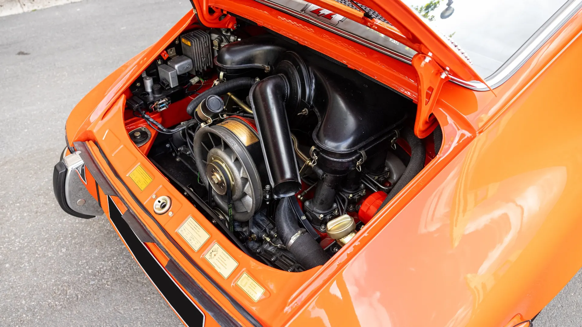 Porsche 911 — photo 48