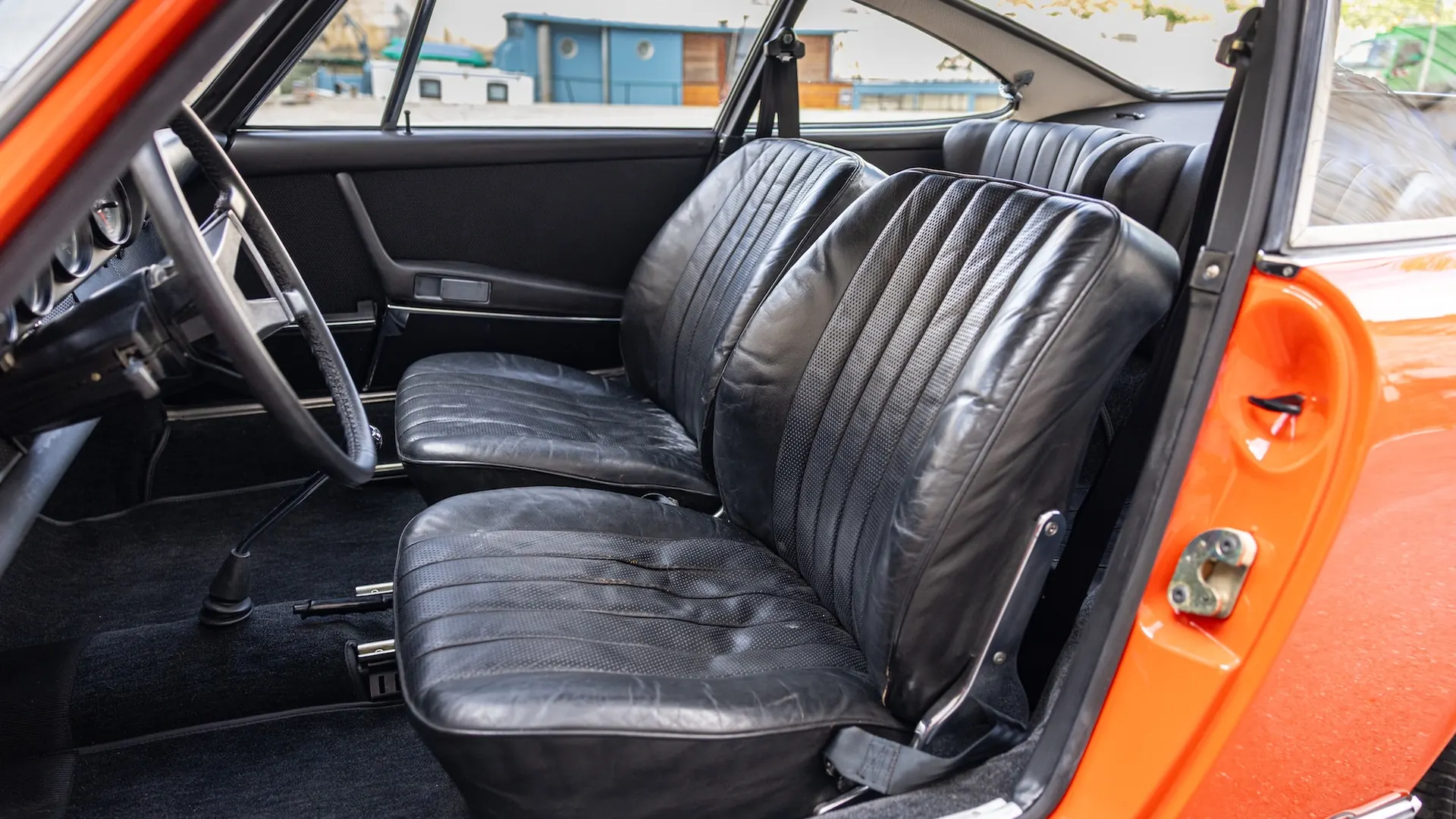 Porsche 911 — photo 13