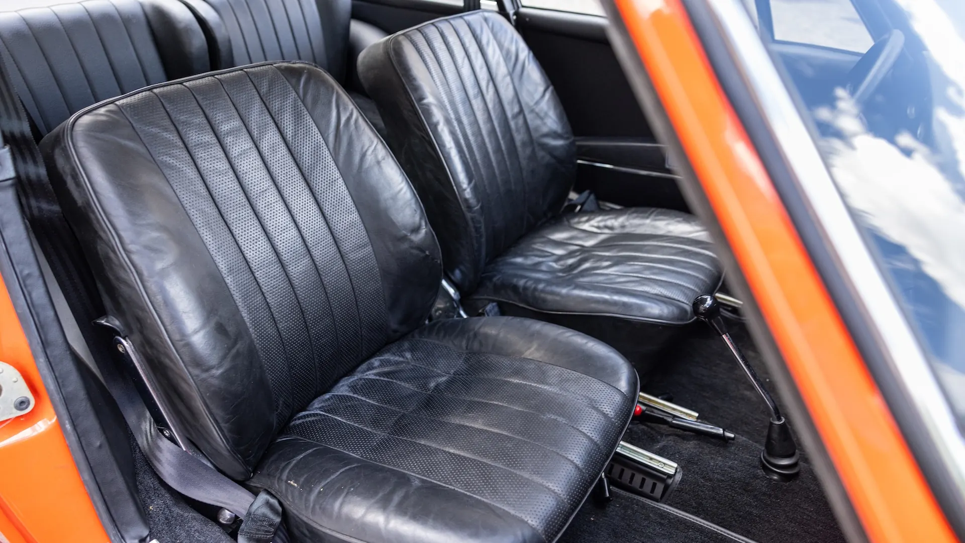Porsche 911 — photo 19