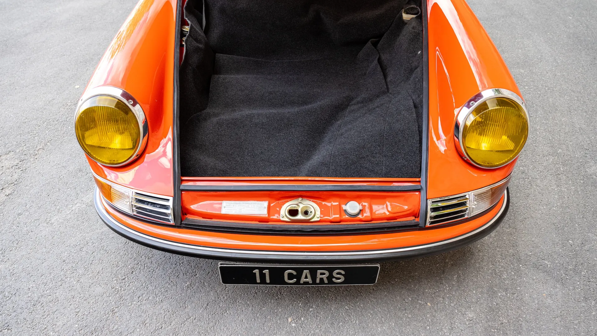Porsche 911 — photo 44