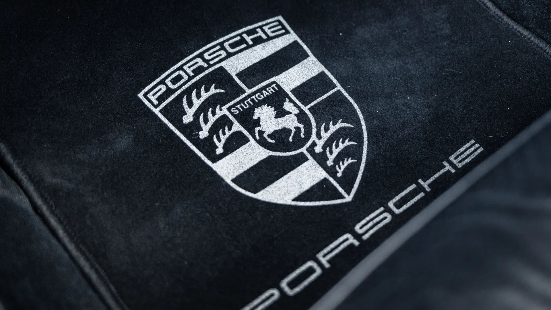 Porsche Carrera — photo 37