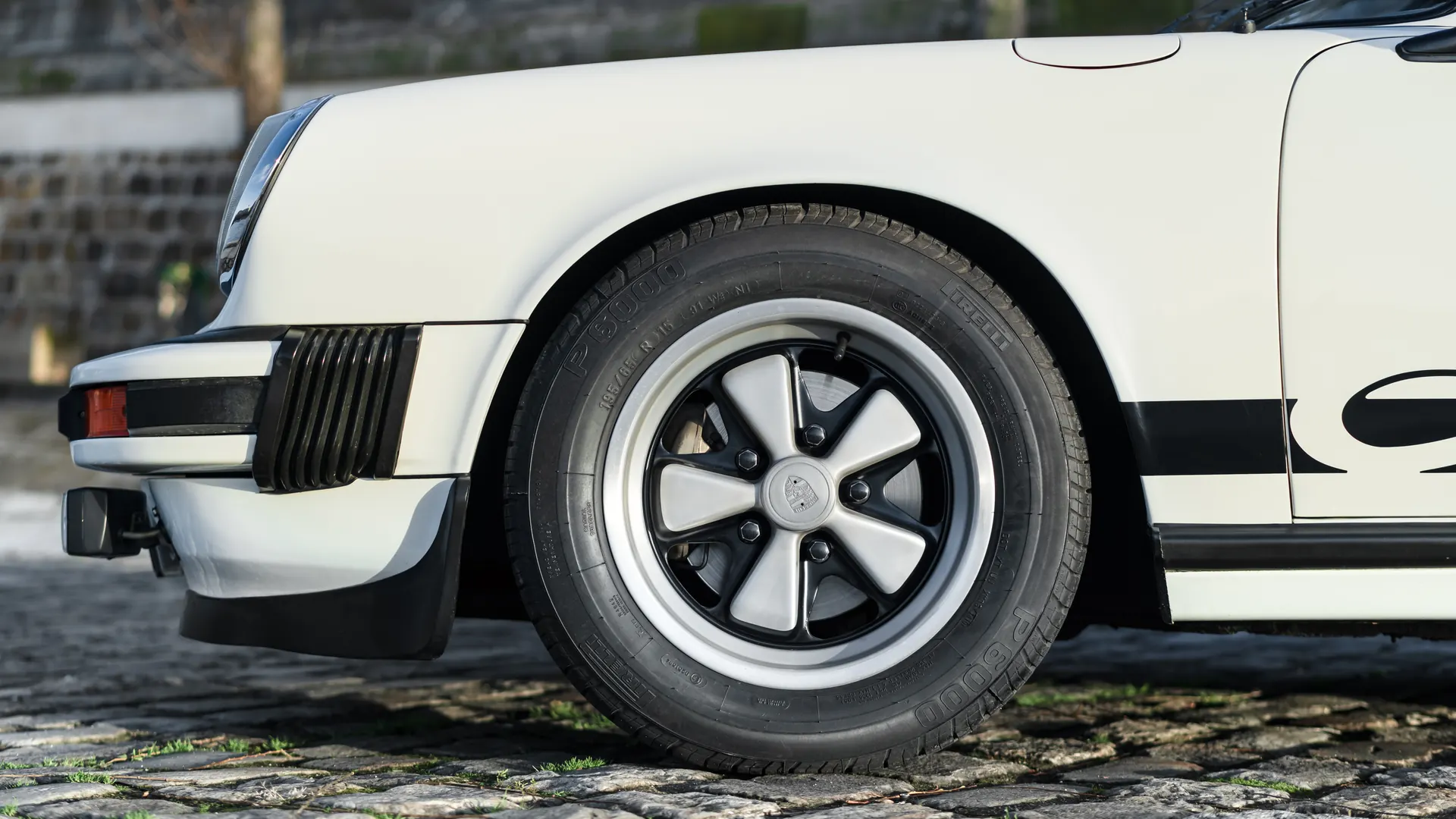 Porsche Carrera — photo 13