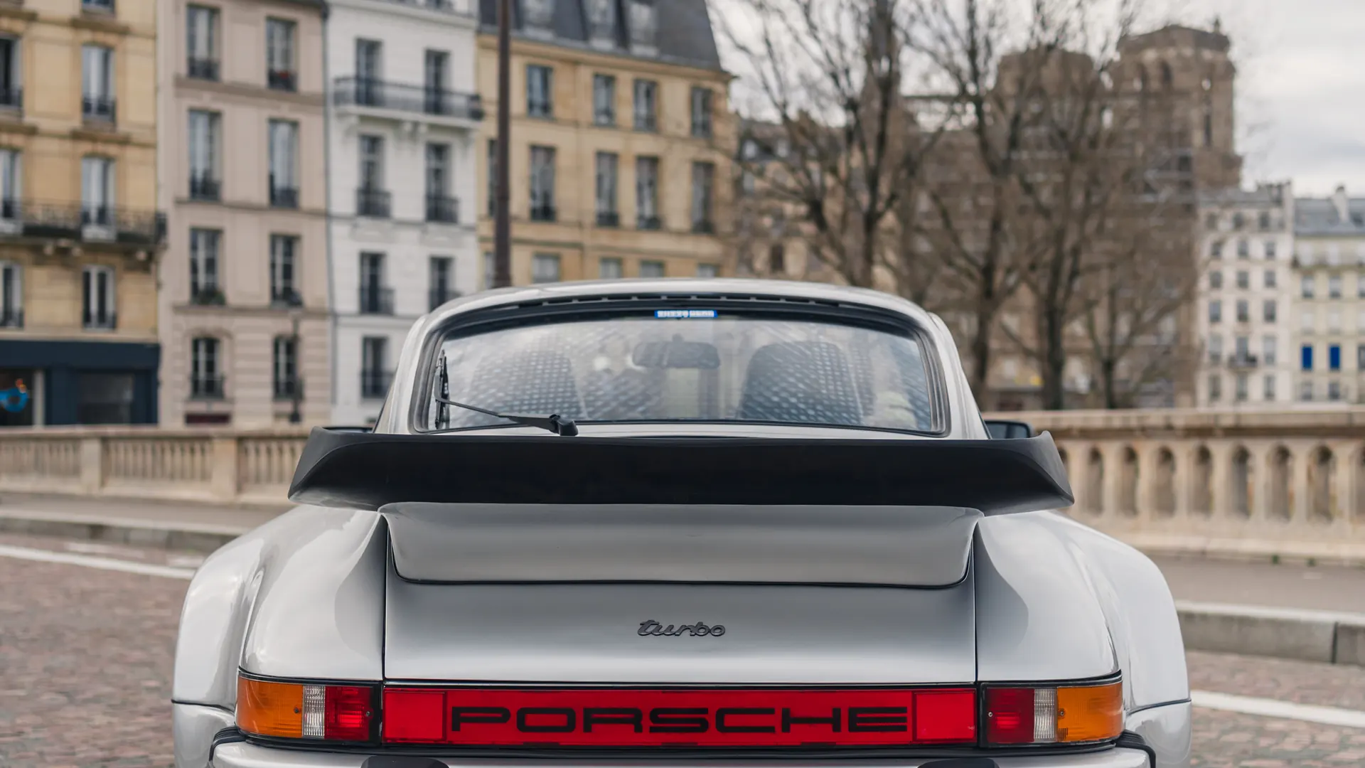 Porsche 930 — photo 22