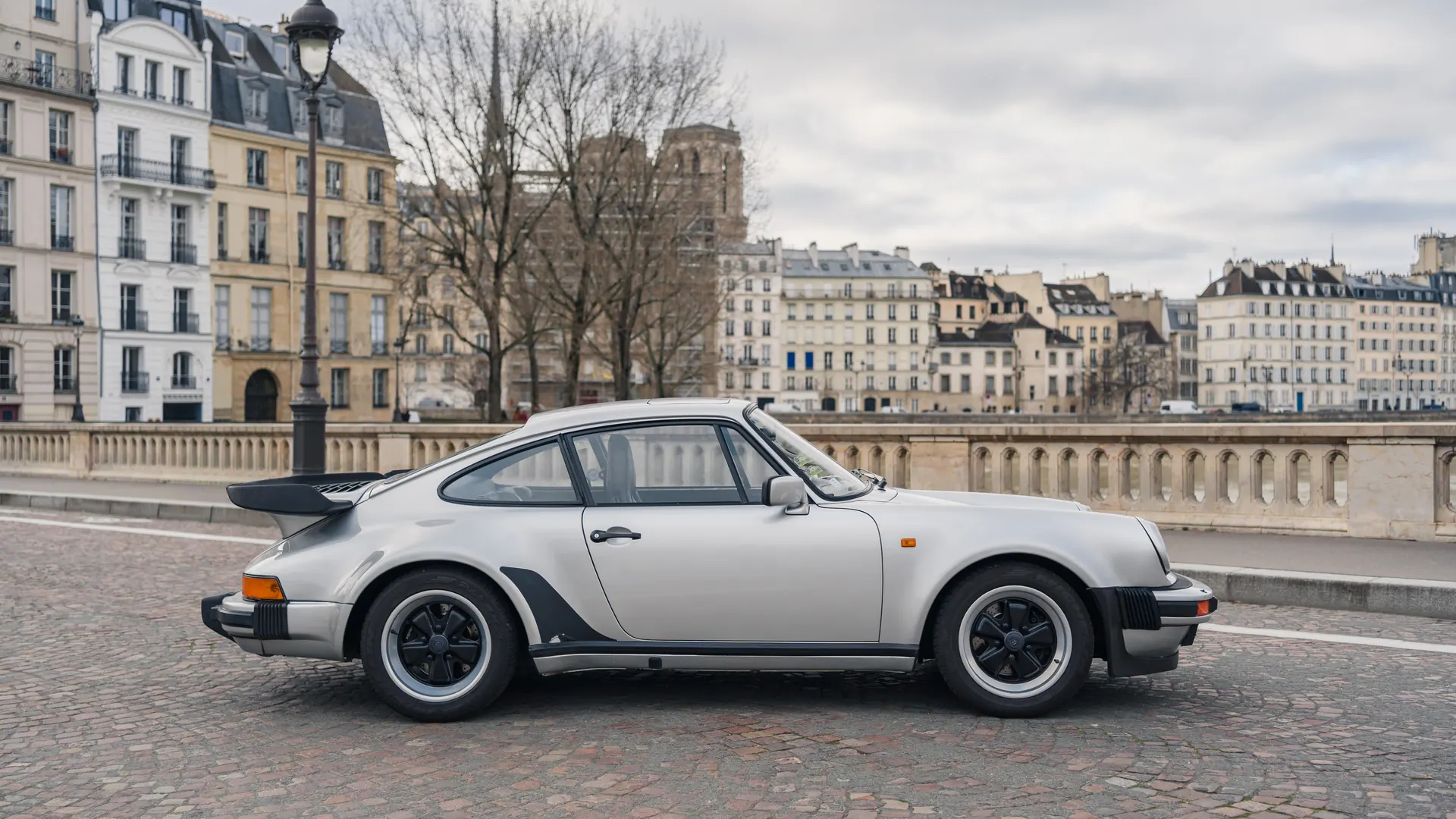 Porsche 930 — photo 5
