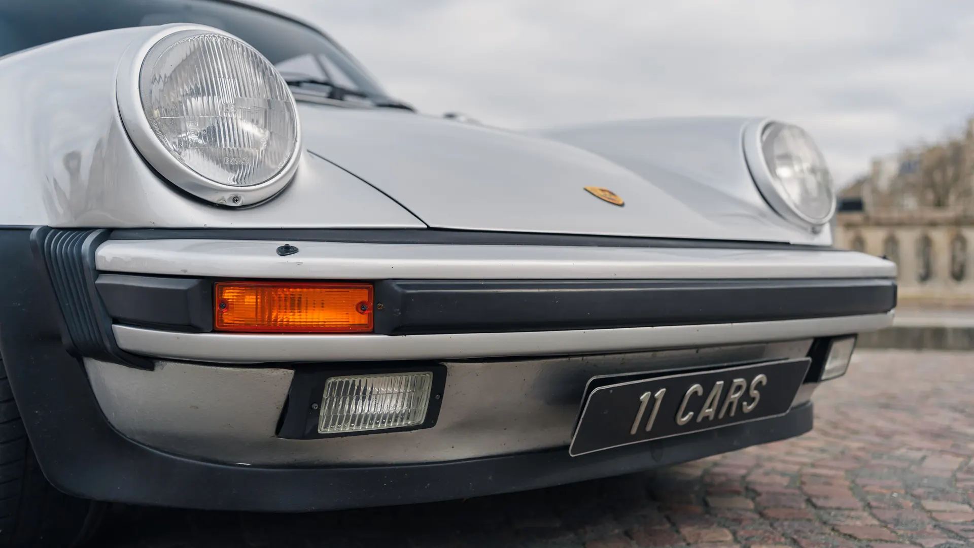 Porsche 930 — photo 12
